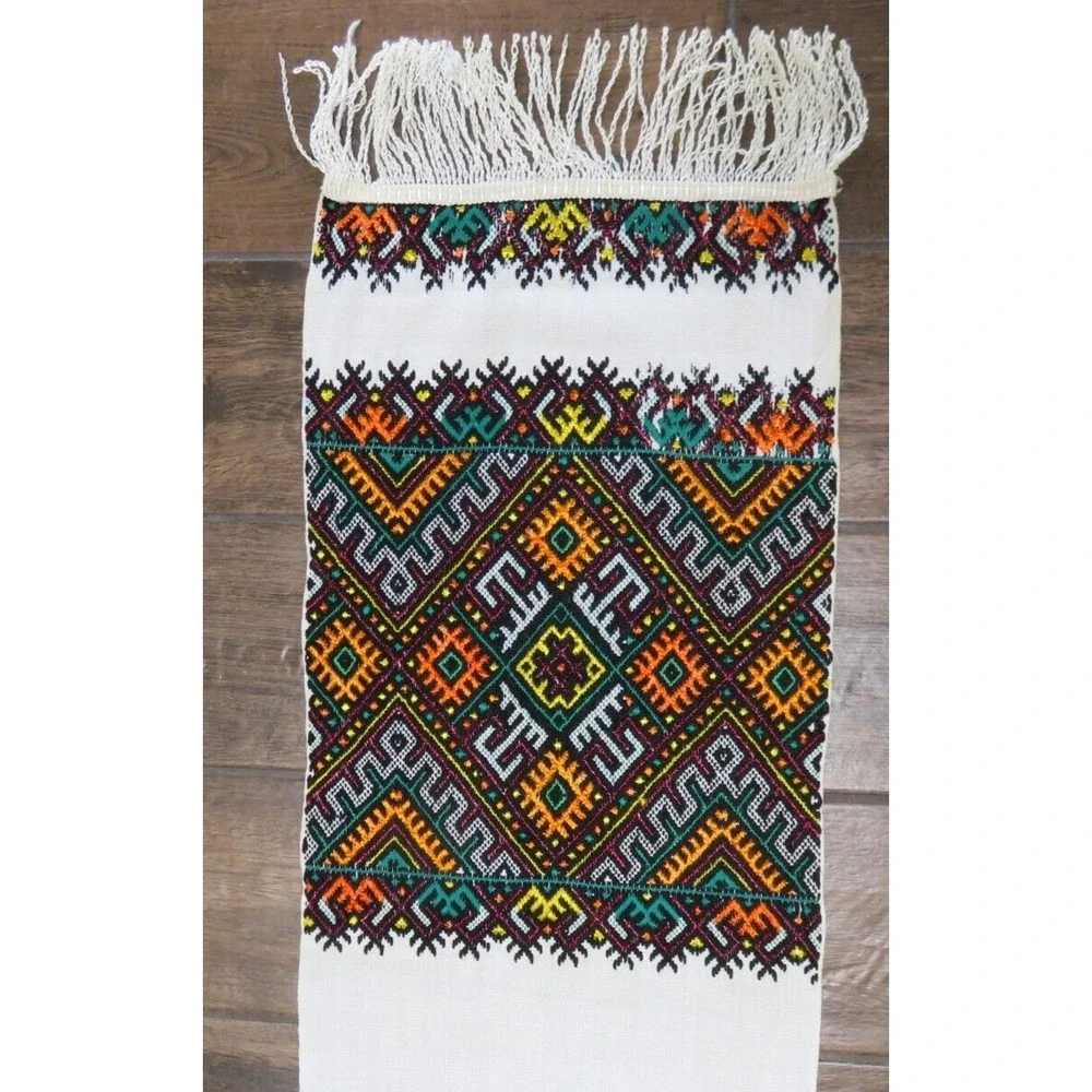 Oaxaca Mexican Handwoven Embroidered Fringed Table‎ Runner 41